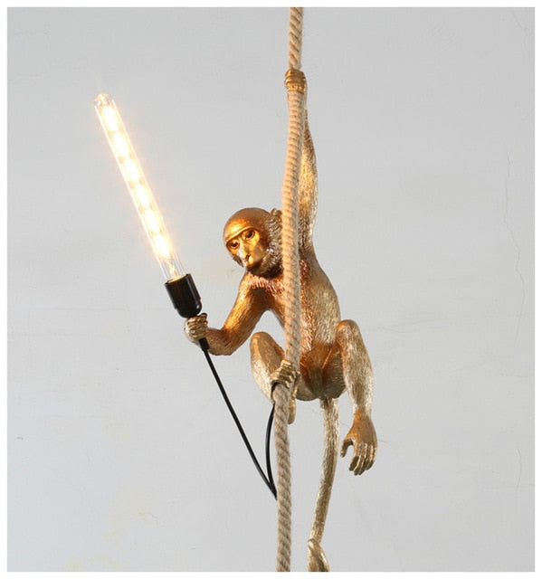 Závěsná lampa s opičkou